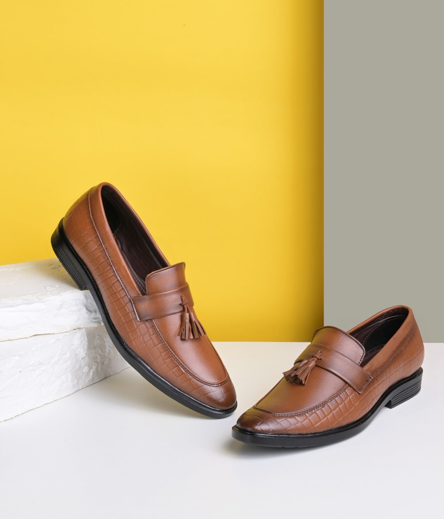 Naatu Men's Formal Pull-On Shoes (Tan)