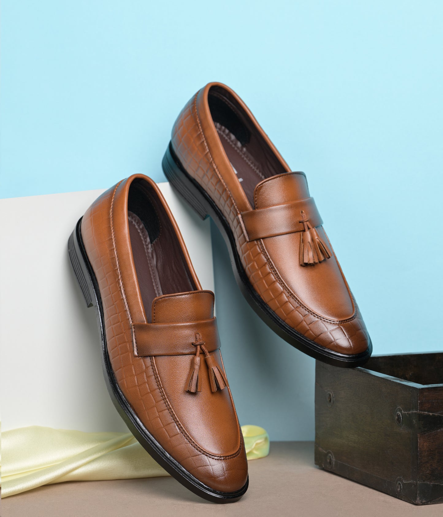 Naatu Men's Formal Pull-On Shoes (Tan)