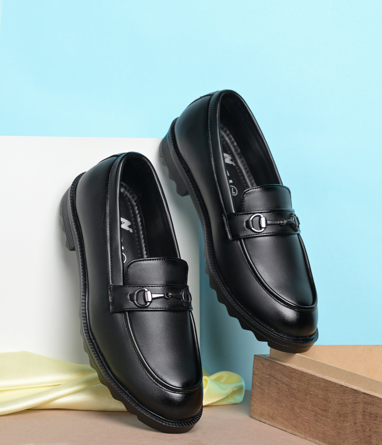 Naatu Men's Formal Pull-On Shoes (Black)