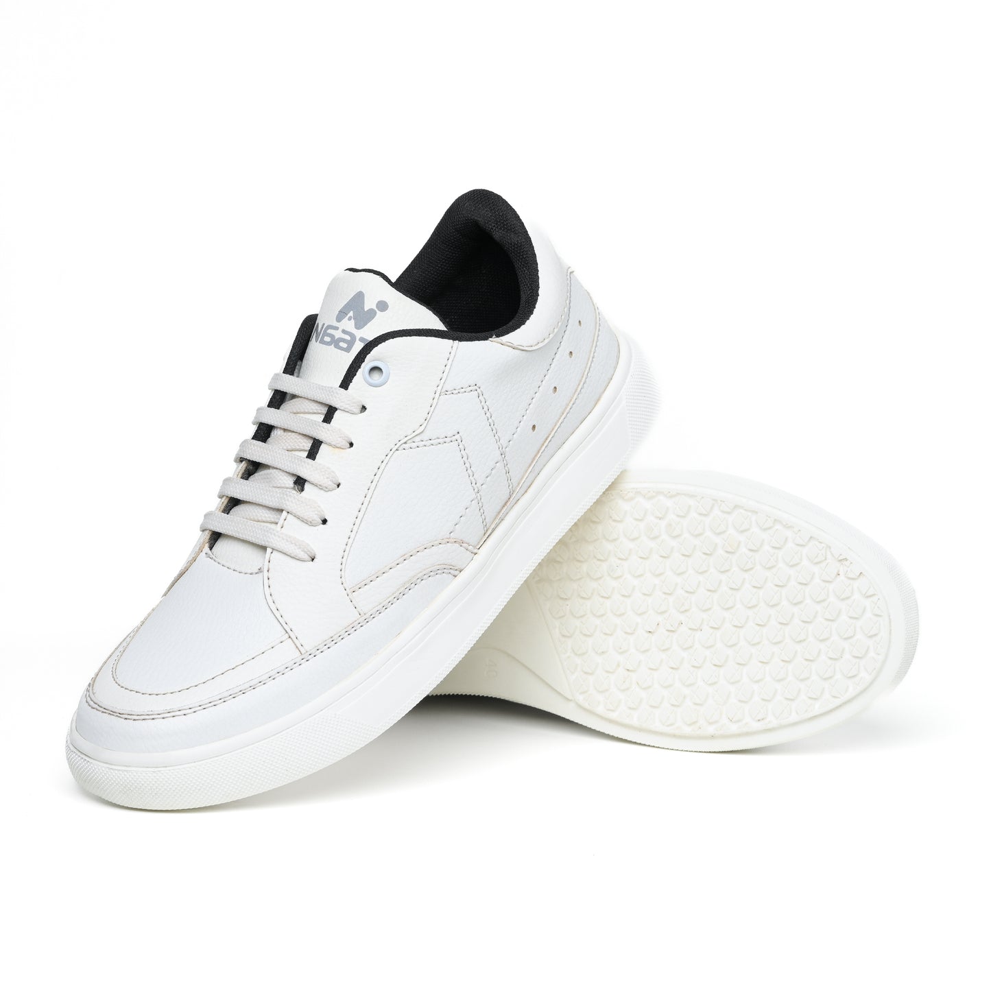 Naatu White Streeter Sneakers