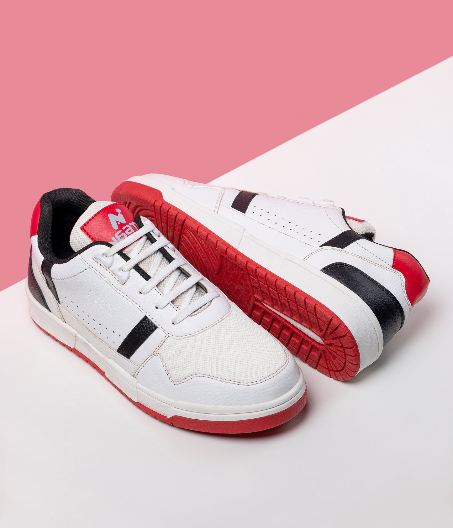 Naatu White Ryder Streeter Sneakers