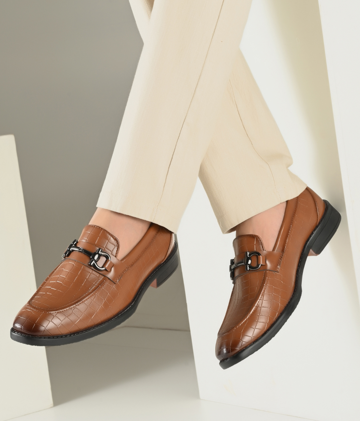 Naatu Slipon Shoes | Stylish Shoes for Men (Tan)